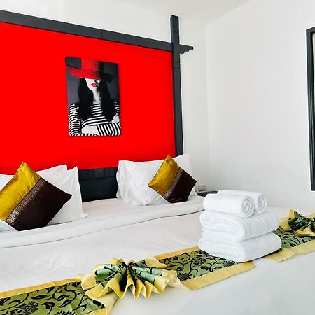 Hotel Baya Phuket Patong Bagian luar foto