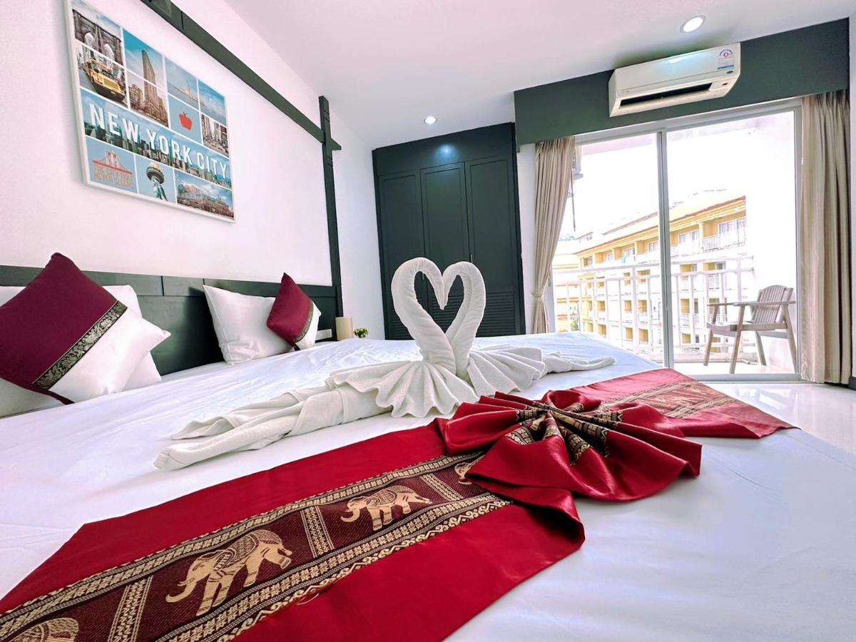 Hotel Baya Phuket Patong Bagian luar foto