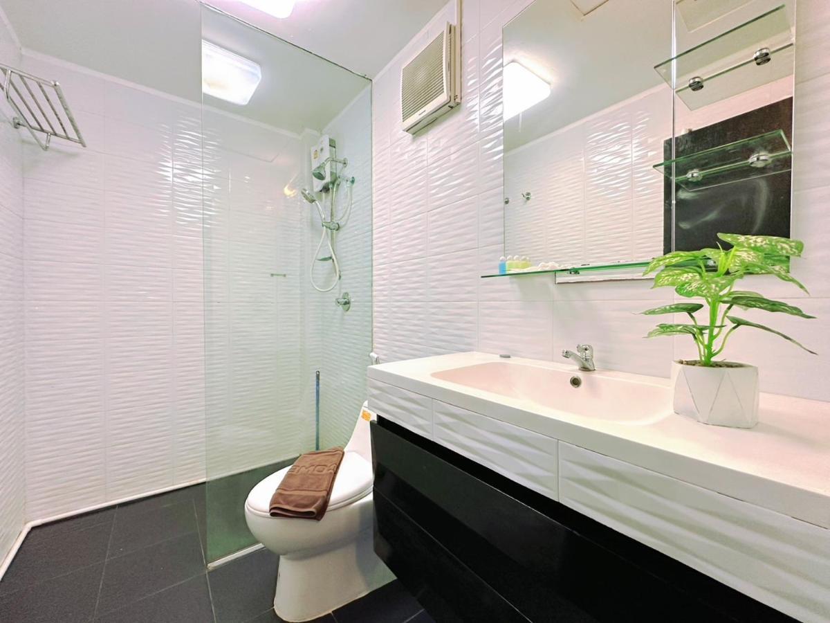 Hotel Baya Phuket Patong Bagian luar foto