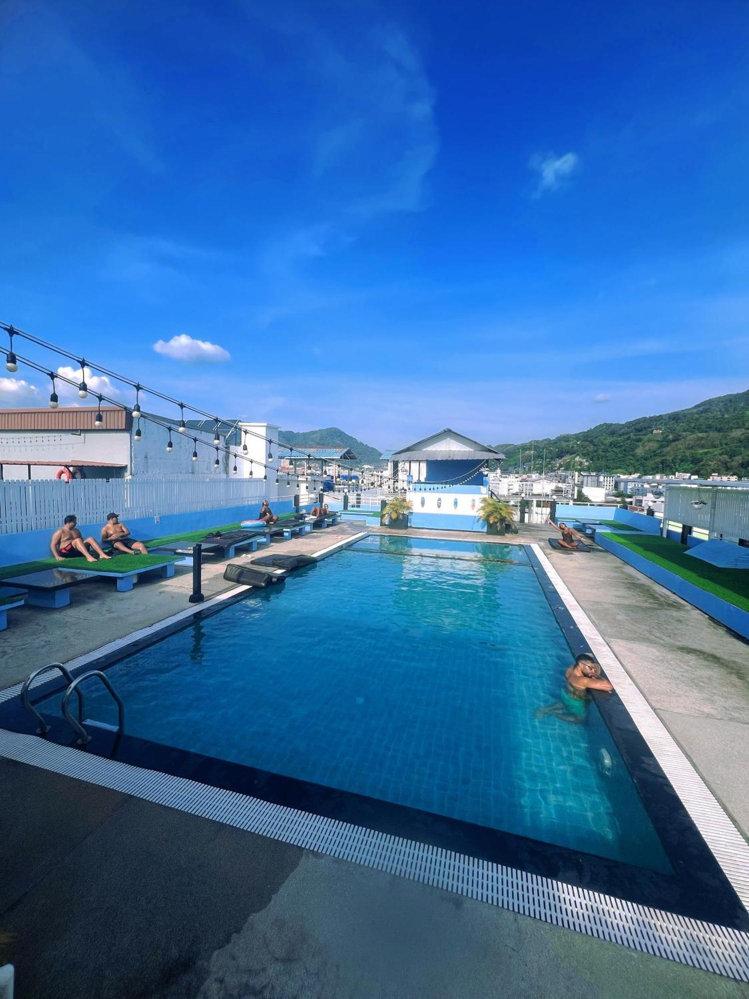 Hotel Baya Phuket Patong Bagian luar foto