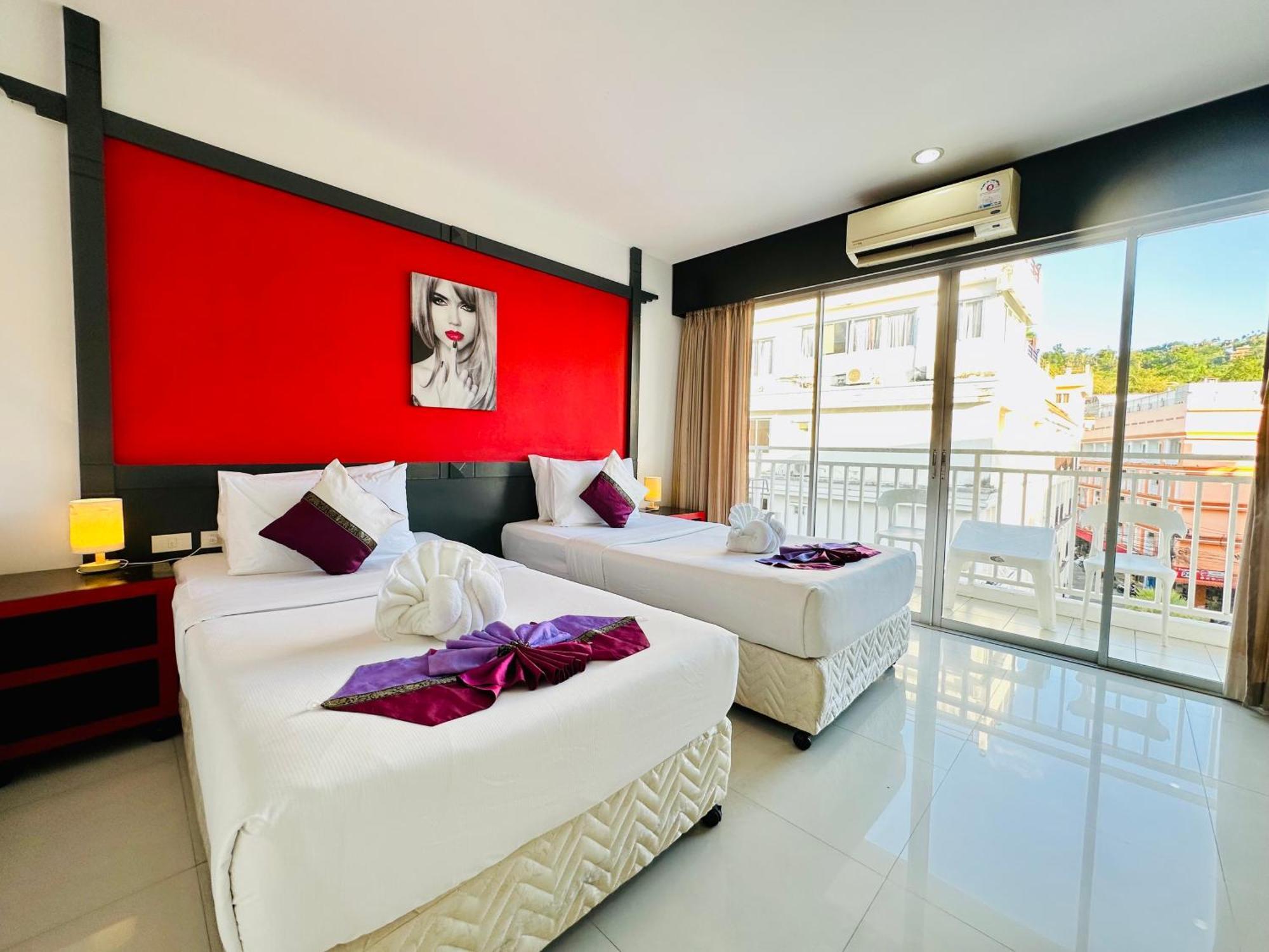 Hotel Baya Phuket Patong Bagian luar foto